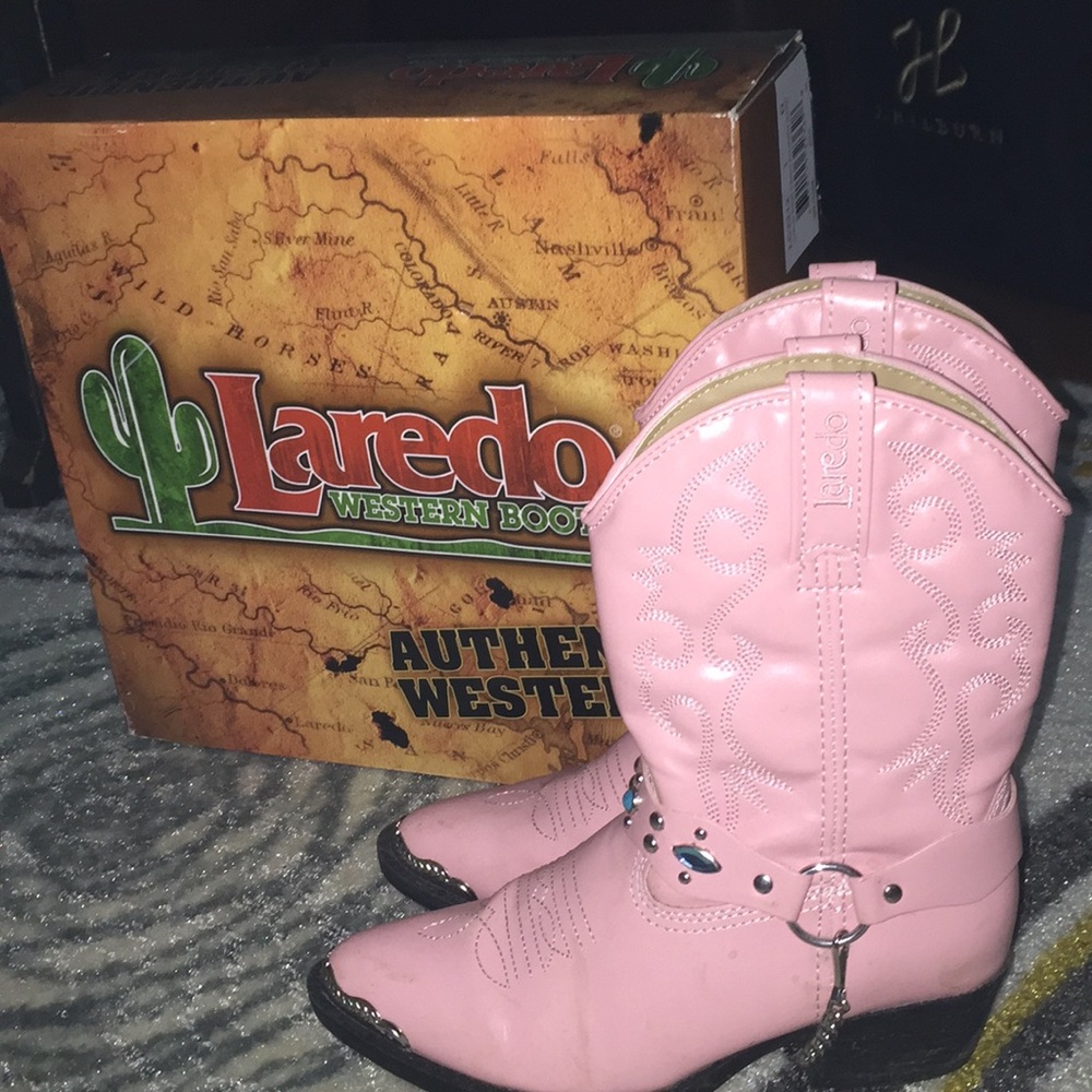 Cowgirl boots 🐎 🤠